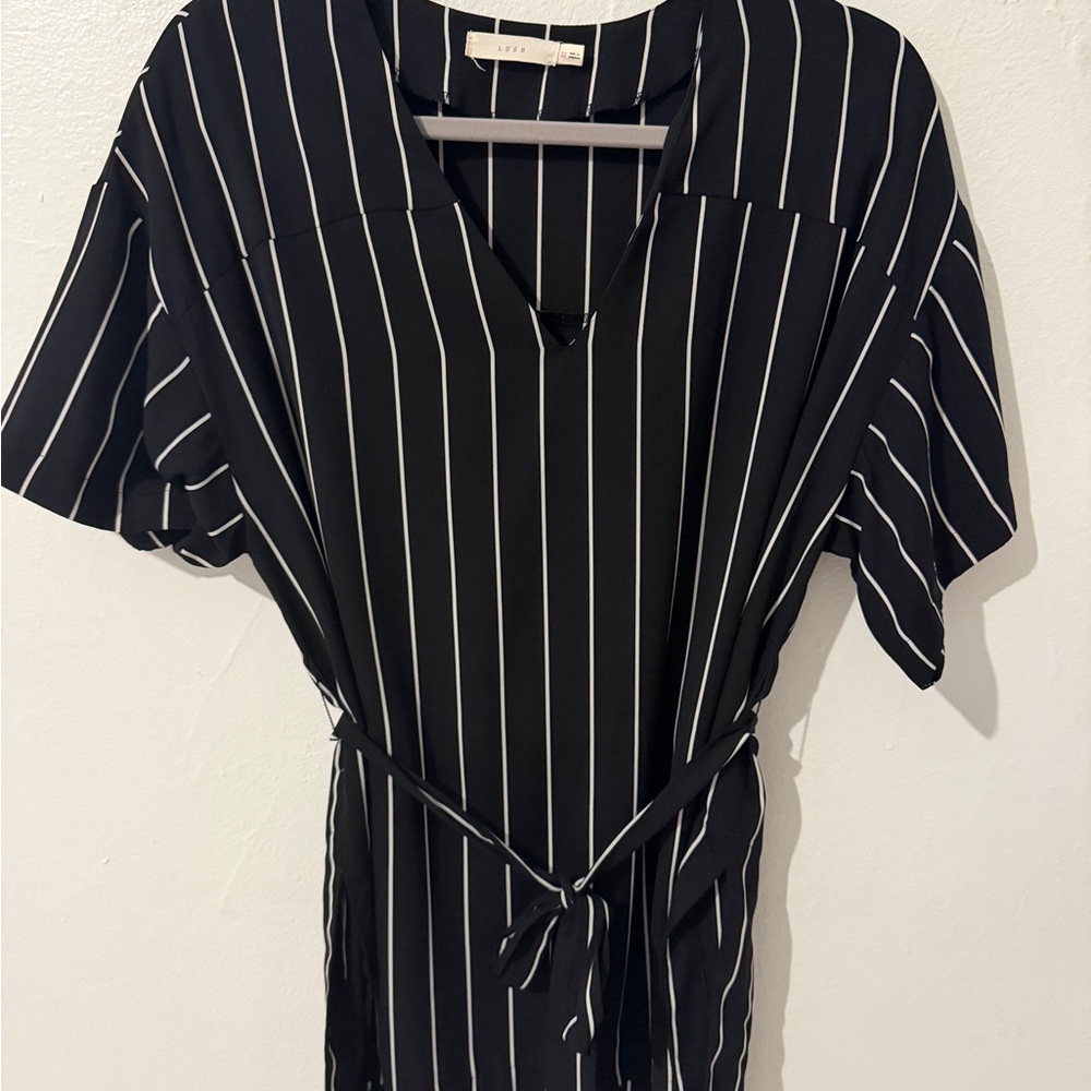 Lush black and white stripe short sleeve top